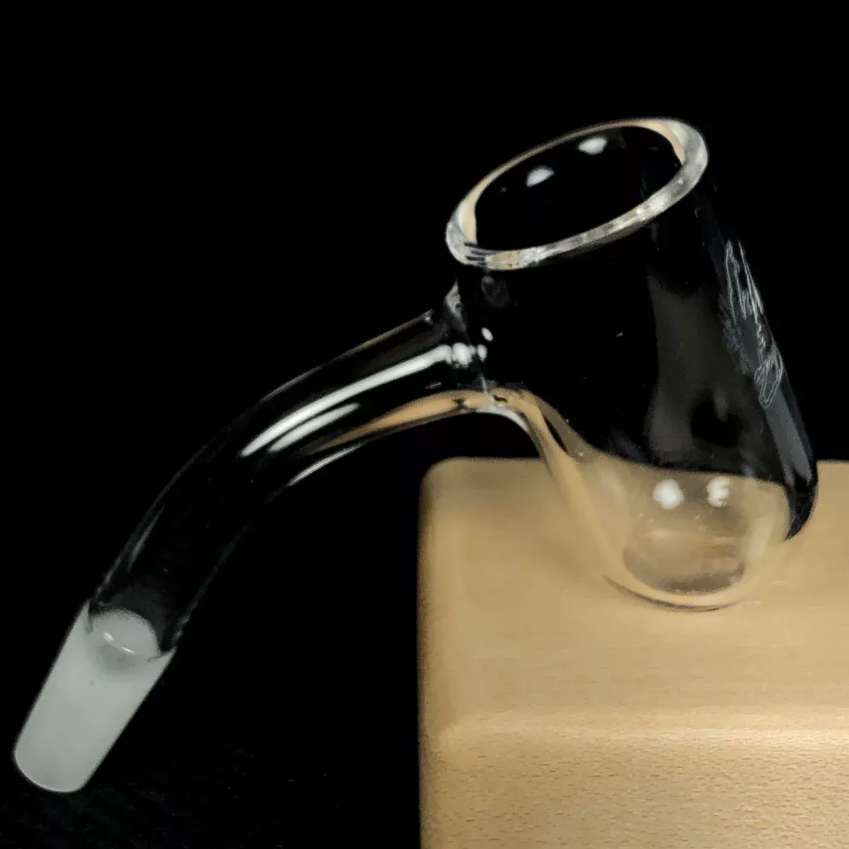 10mm 45deg Round Gavel from Newfoundland Quartz Company