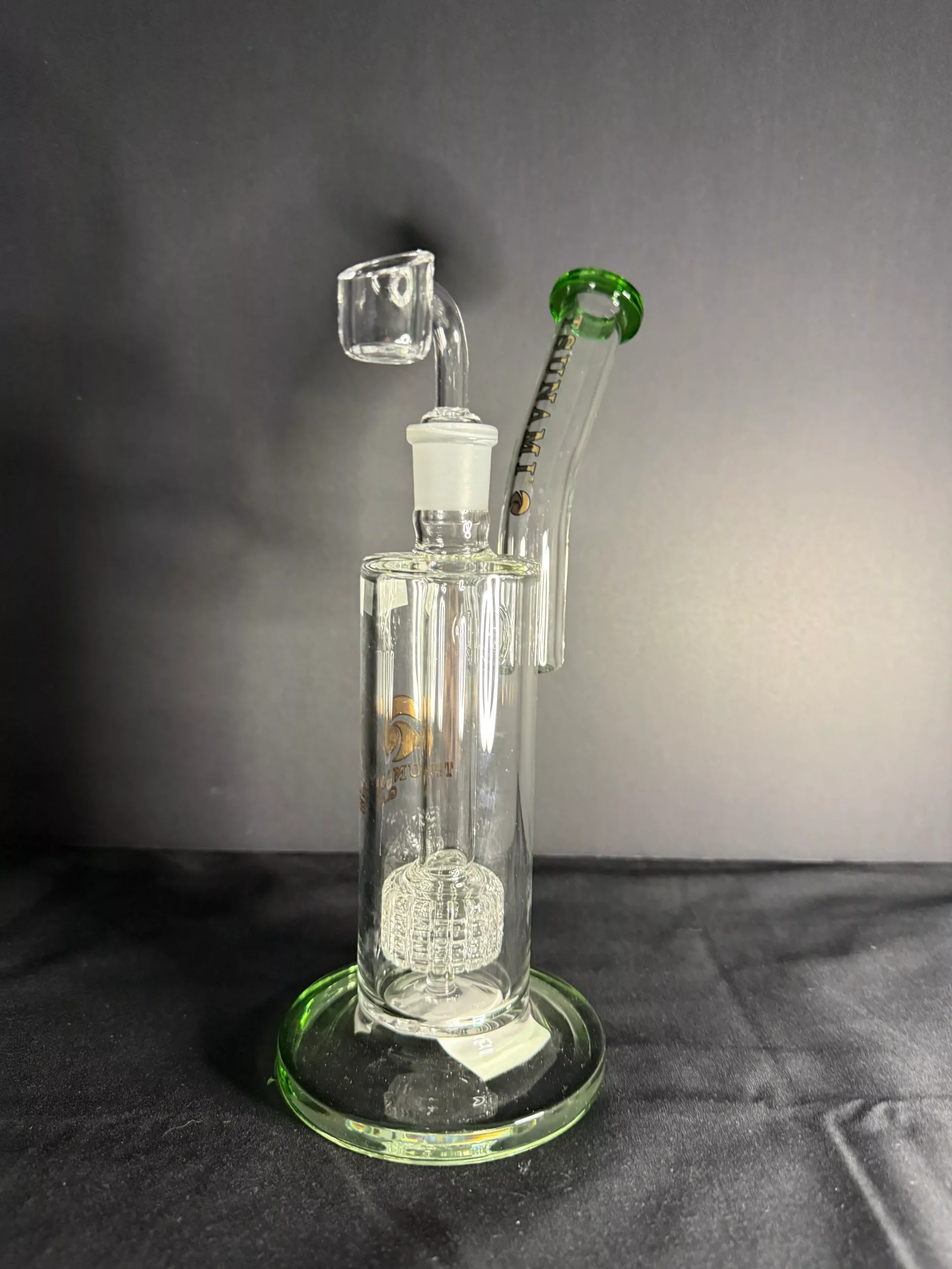 11" Tsunami Shower Head Concentrate Rig