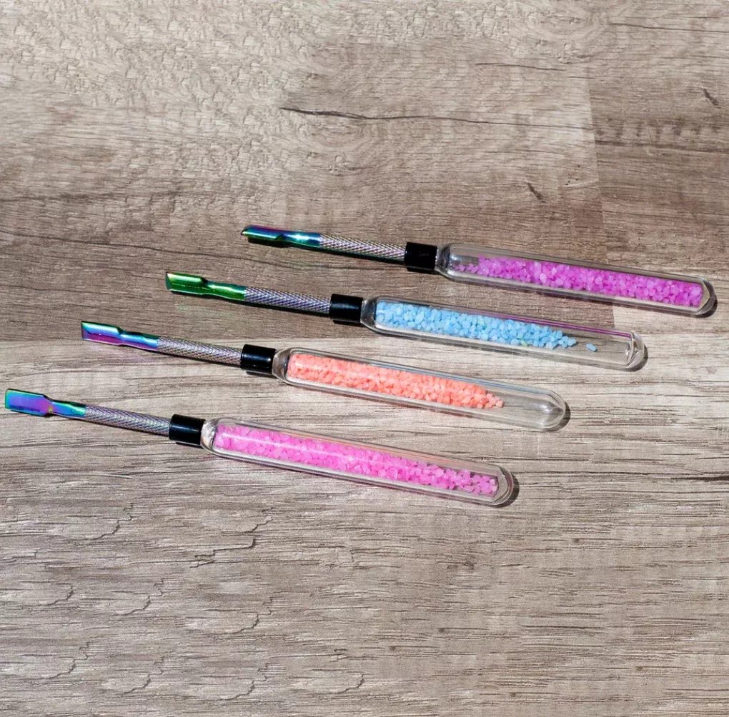 BSG Iodized Flat Tip Dabber with Colored Pebbles - Assorted Colors