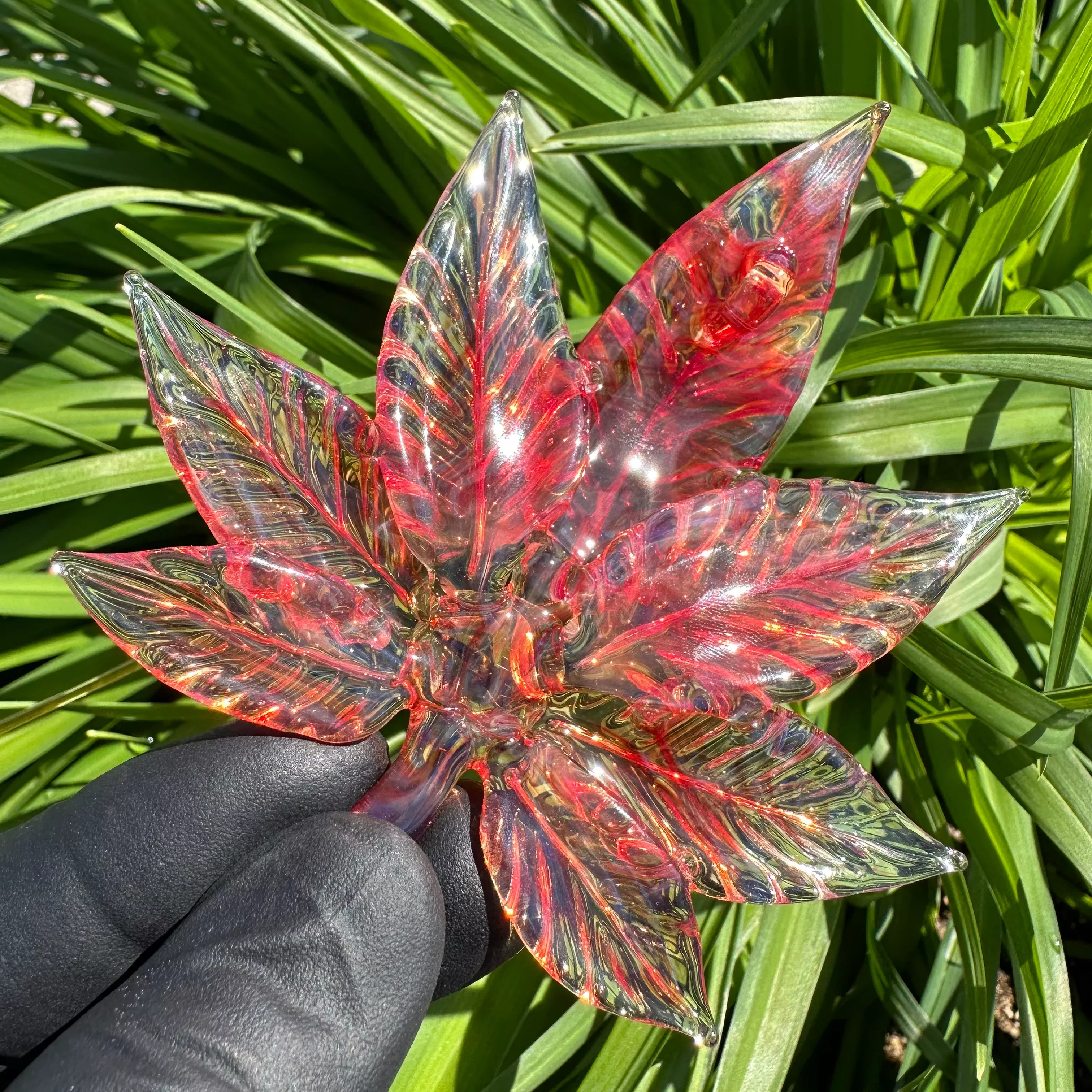 Cannabis Leaf Pendantby Xen Glass