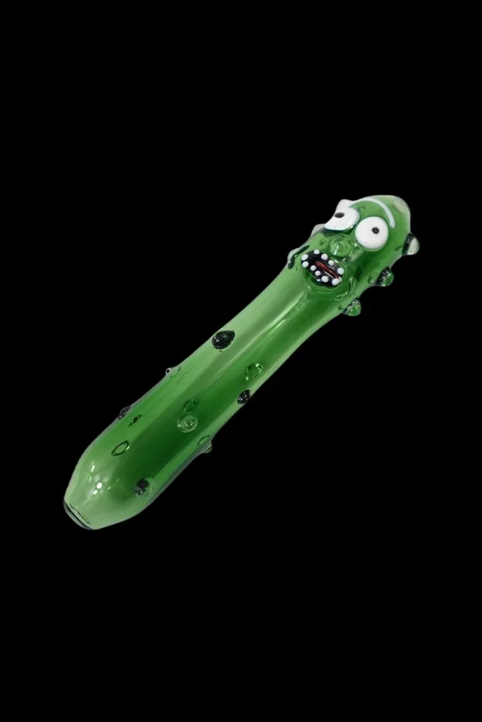 Cloud 8 Cucumber Man Hand Pipe