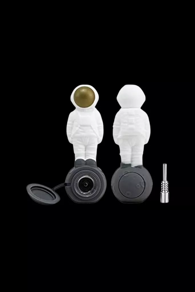 Cloud 8 Silicone 2 in 1 Astronaut Hand Pipe & Vapor Straw