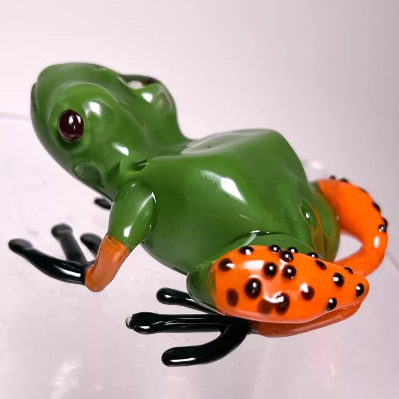 Daniels Glass Art - Poison Frog Dry Pipe - Green & Orange