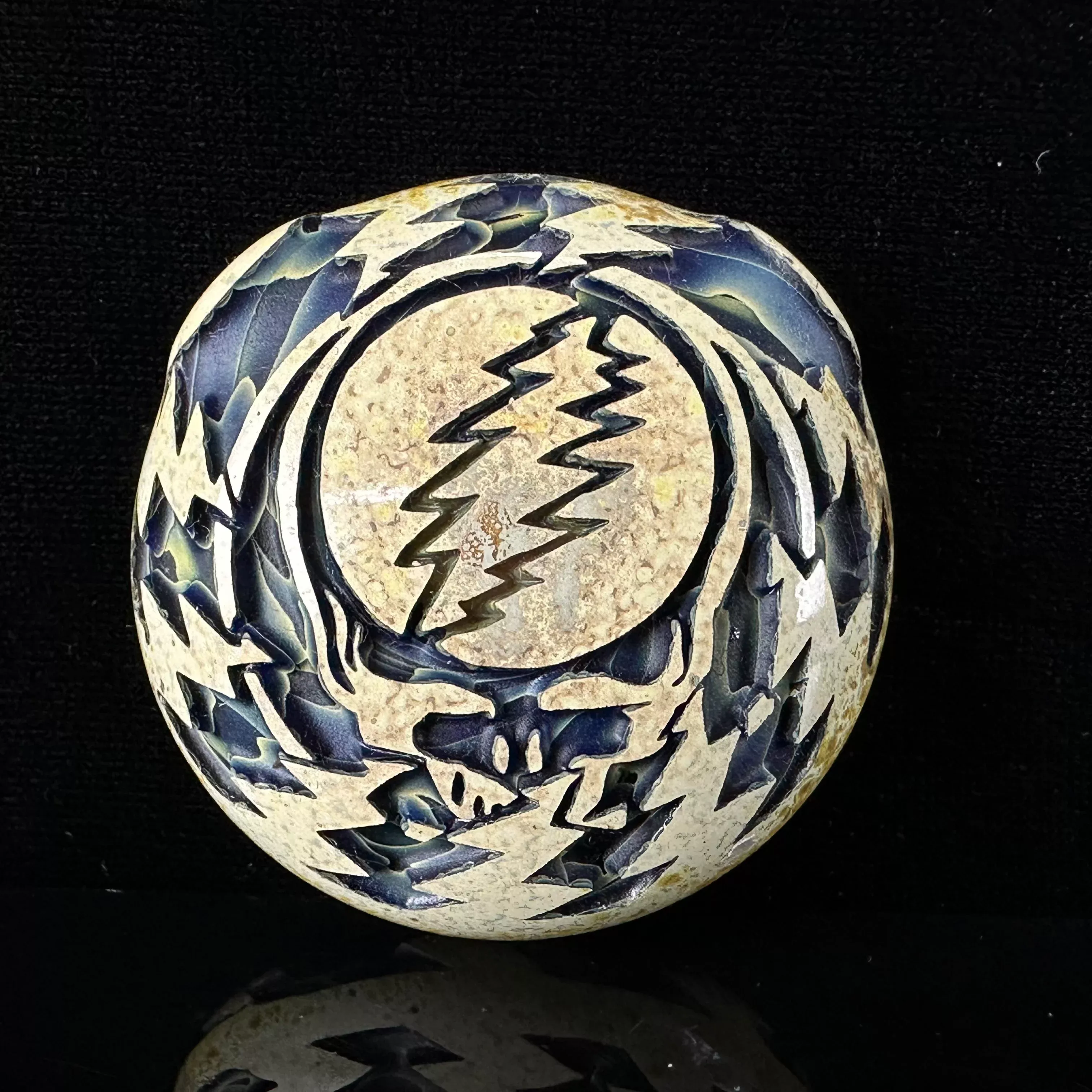 Deep Carve "Steal Your Face" Pendant by Liberty 503