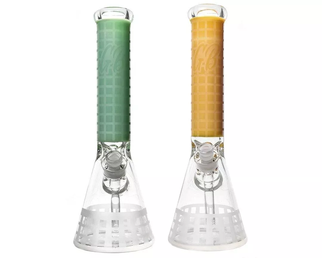 Green Bear 14" 7mm Sandblasted Grid Beaker