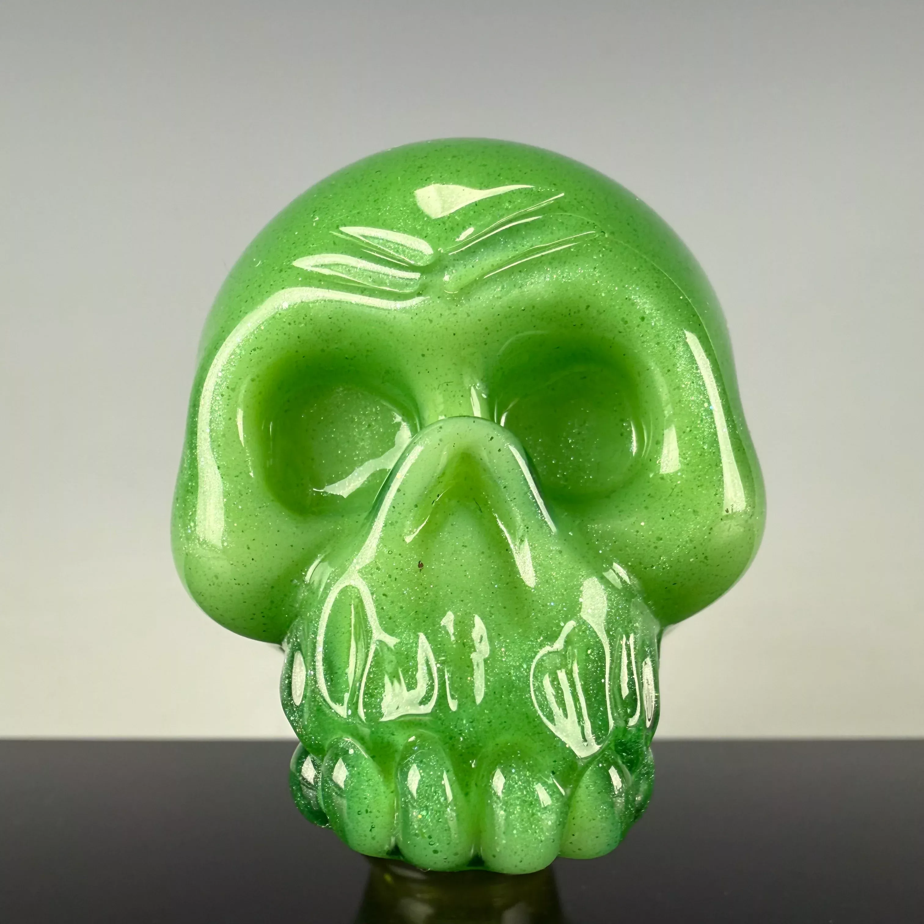 "Green Stardust Mix" Skull Puffco Pivot Top by Carsten Carlile