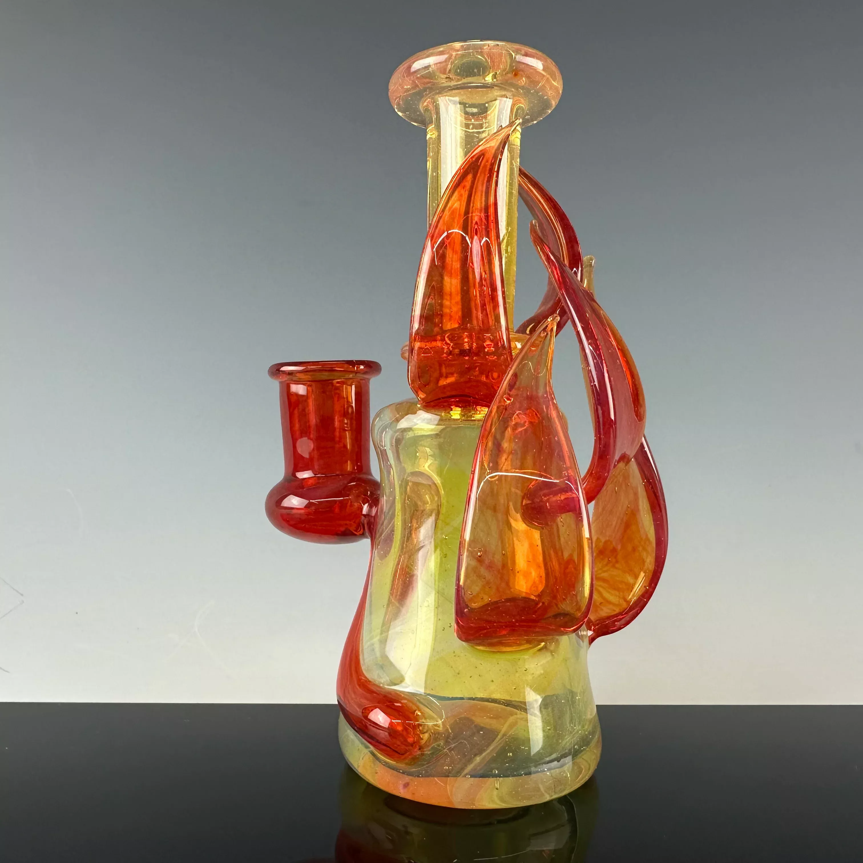 Hand-Mixed Full Color Gill Perc Rig by Xen Glass