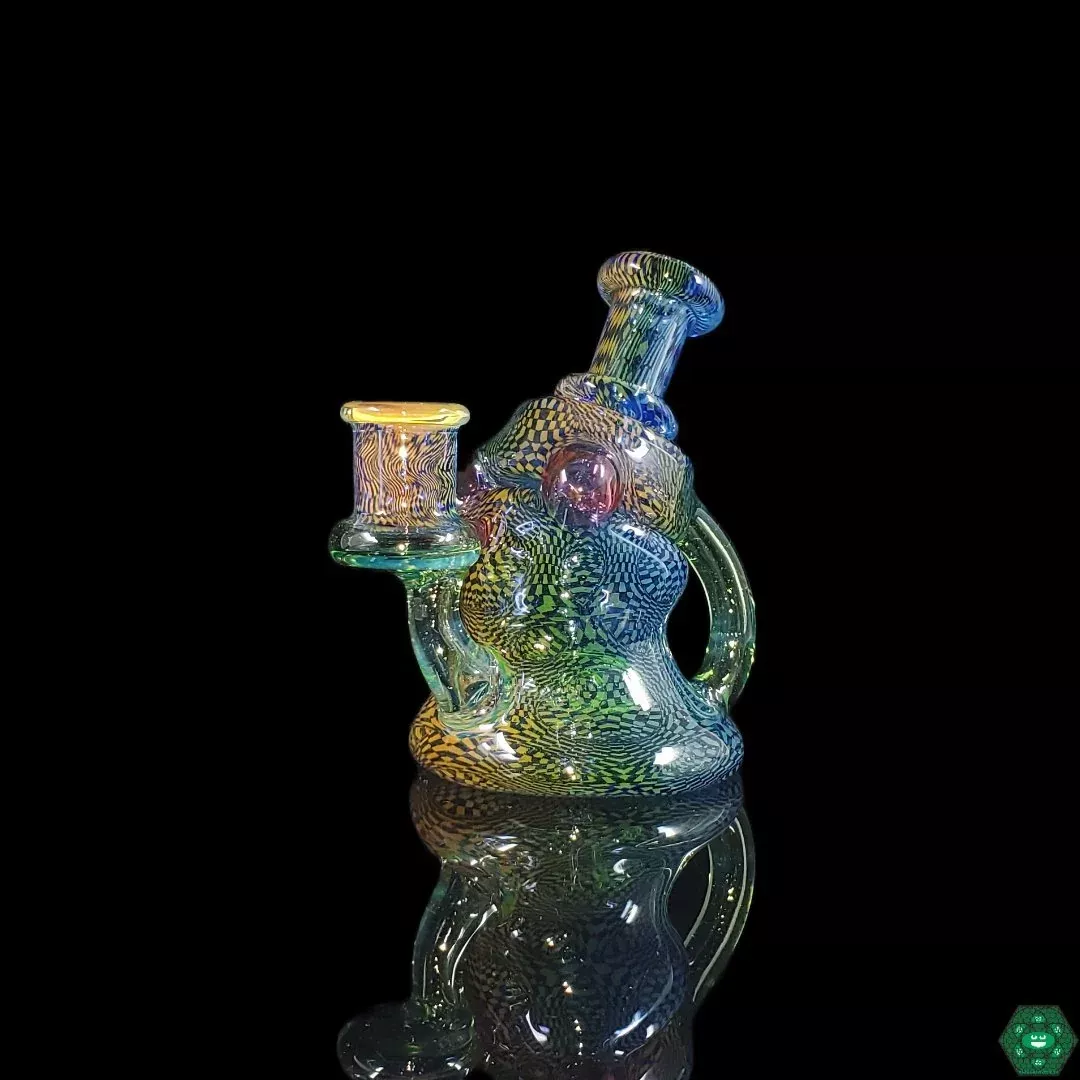 "Hefe Glass Mini Squat Recycler - Compact Dab Rig for Flavorful, Smooth Pulls with Sleek Design