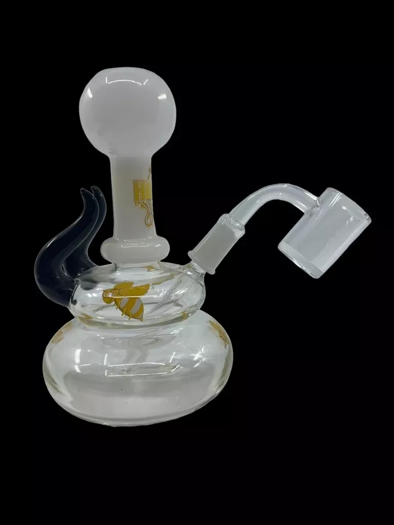 Honey Supply Mini Rig with Horns – Compact Design for Elevated Sessions