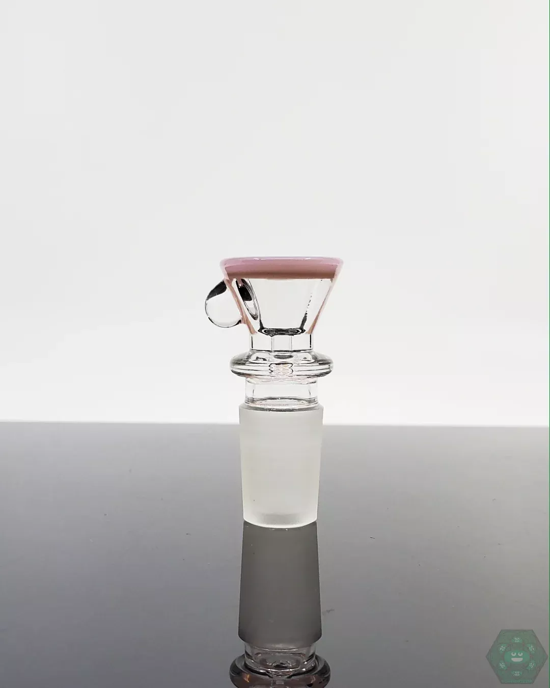 "Monark Glass 18mm Slider with Pink Accents – Stylish and Functional