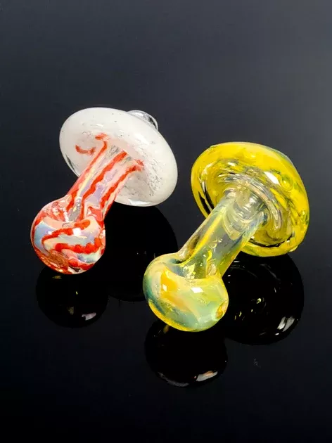 Mushroom hand pipe