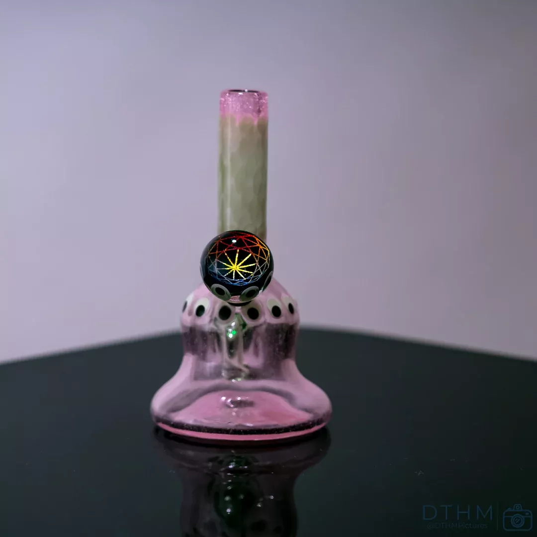 Natrix Glass Dotstack Banger Hanger – Dual-Tone Pink & Lime Glass Rig