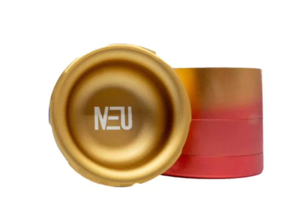 Neu 4 Piece 2.5 Grinder (Assorted Colors)