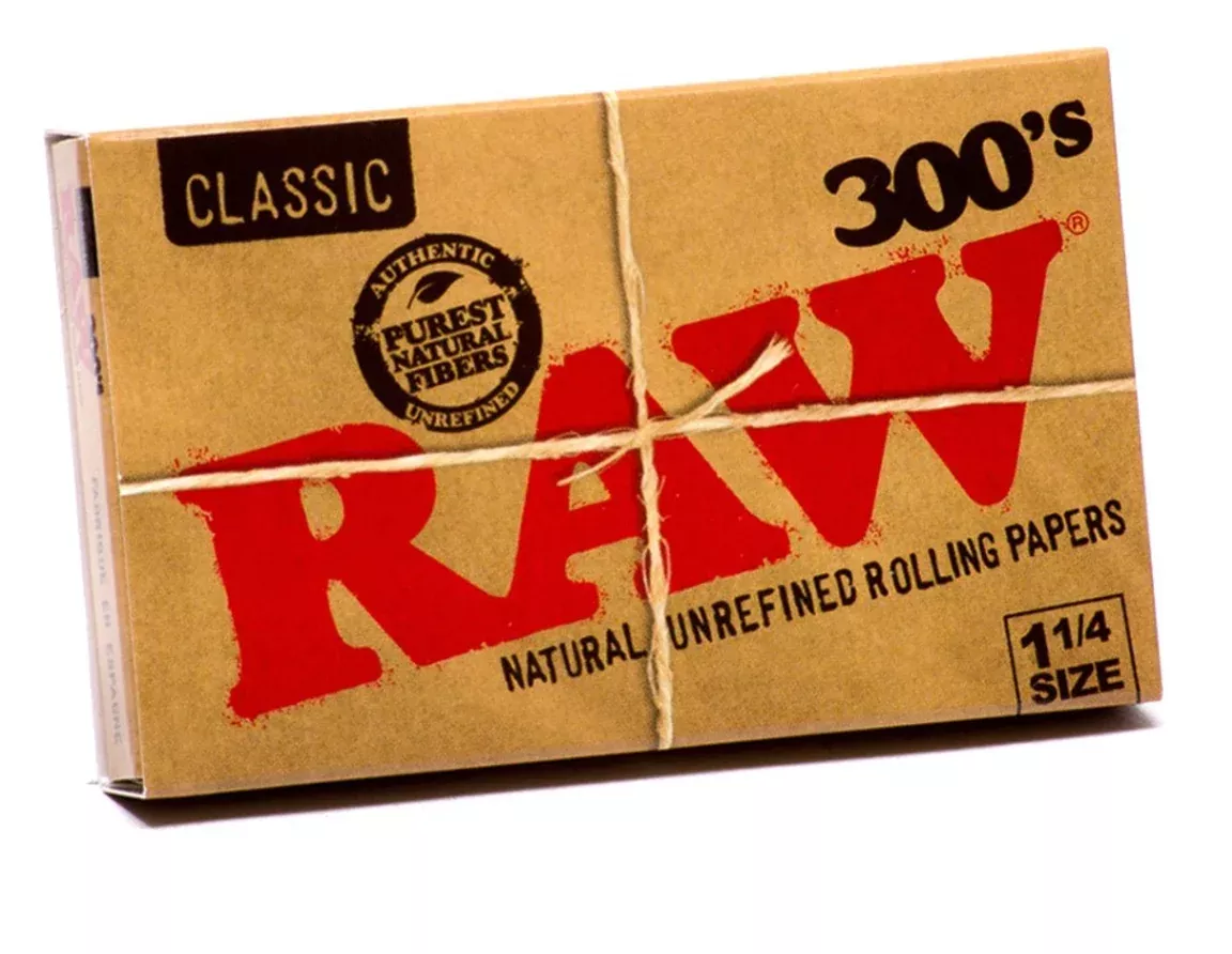 RAW 300s Rolling Papers – Premium Unbleached Paper for Smooth Smoking