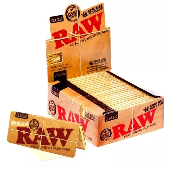 RAW Classic Supreme King Size Rolling Papers – Creaseless Flat Pack (24 Count Box)
