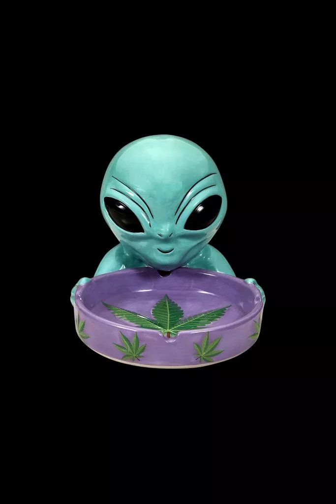 Roast & Toast Alien Ashtray