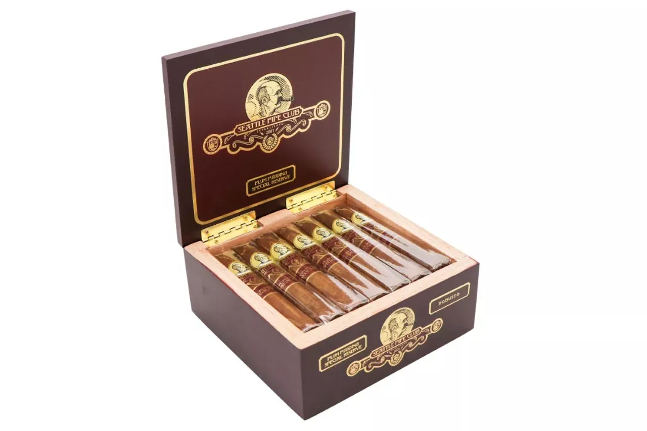 Seattle Pipe Club Plum Pudding Special Reserve