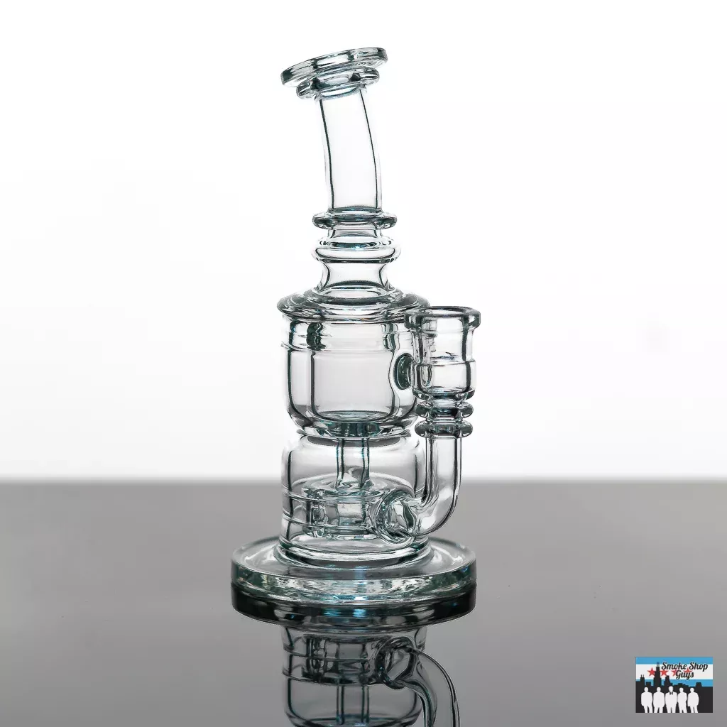 Slate Glass Taurus Rig – Clear Glass Concentrate Rig with Sleek Design