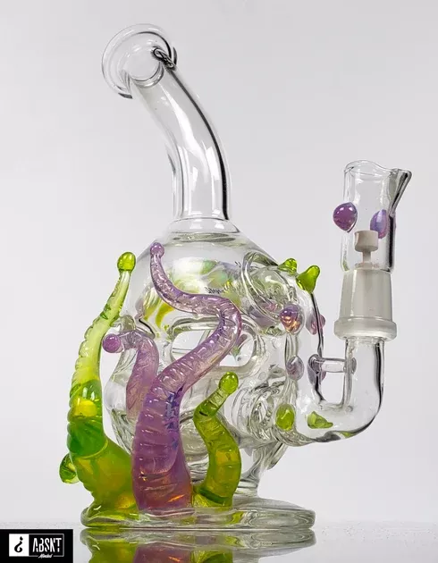 Smokin Mirrorz slime green and pink egg
