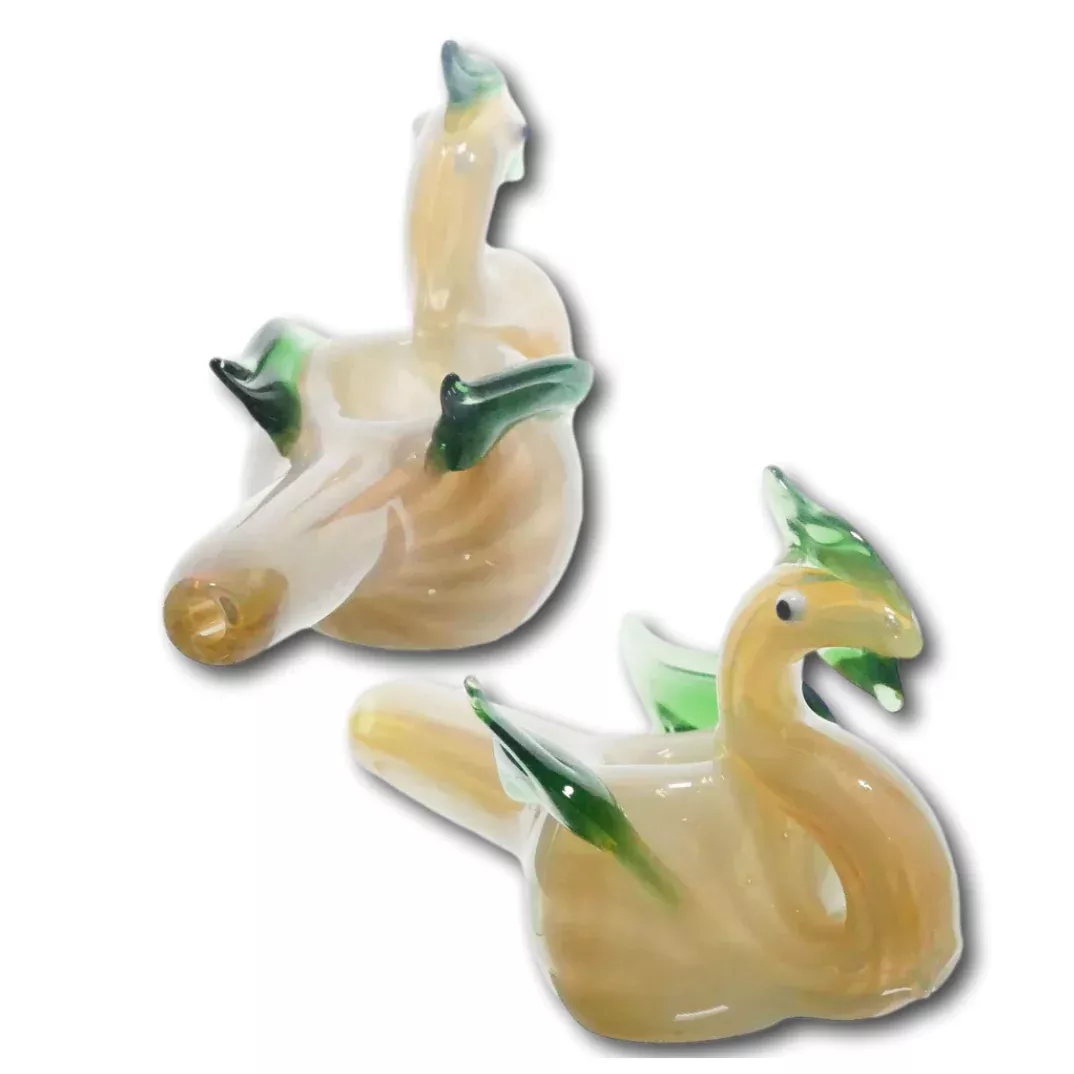 Swan-Shaped Glass Pipe - Elegant Design in Assorted Colors